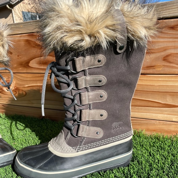Sorel Joan of Arctic Boots - Picture 6 of 7
